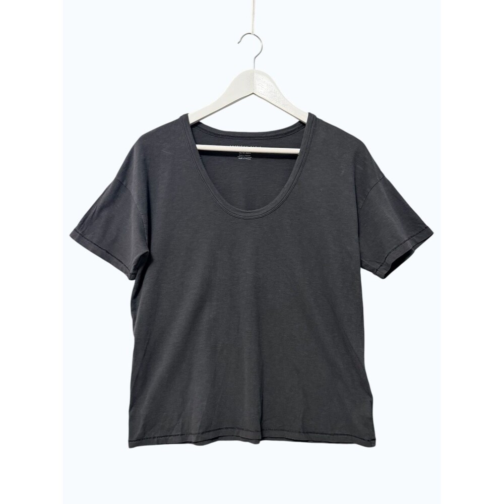 American Eagle Outfitters Scoop Neck Tee NWT Size XS Faded Black Distressed